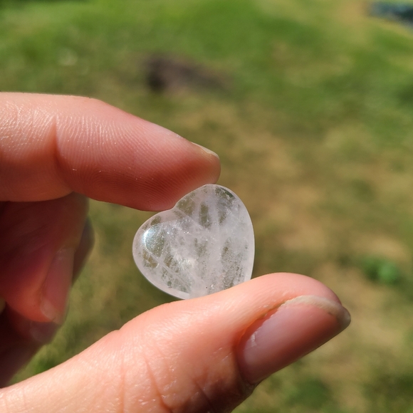 🥳SOLD🎉🔥5/$20🔥 Lepidolite Heart Cabochon - Picture 3 of 3